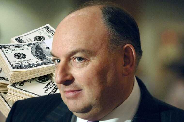 Shadow deals and a profitable relationship with the KGB: How the plundering of the country and connections to those in power helped Vyacheslav Kantor become wealthy with other people’s money