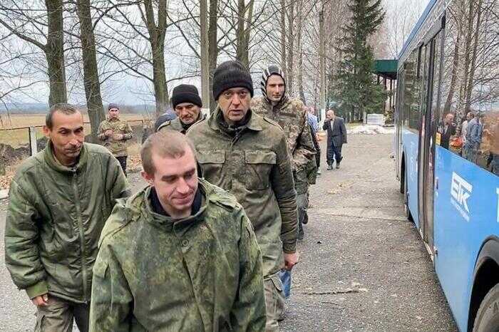 Подтвержден обмен пленными: российские и украинские военнослужащие вернулись домой