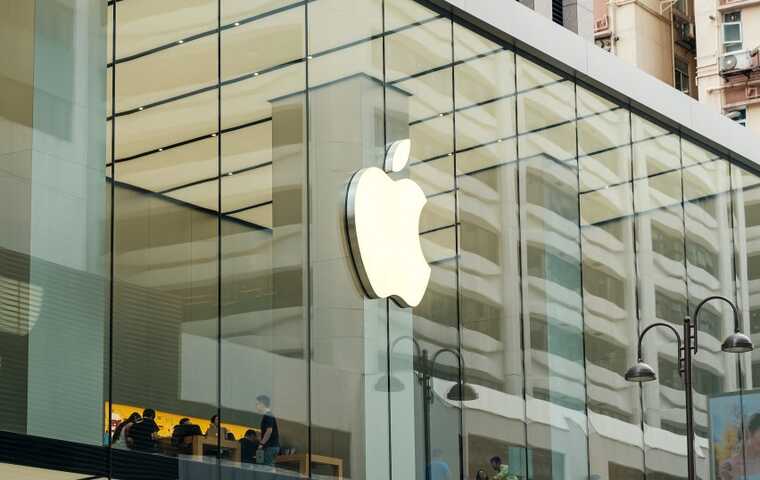 Apple запустила собственный ИИ