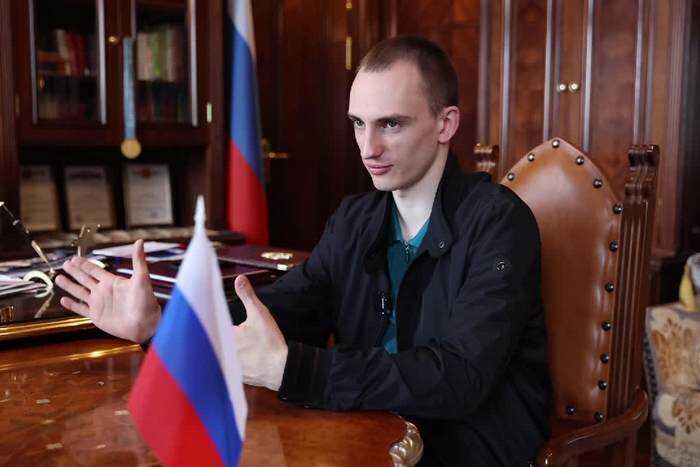 Крёстный сын по понятиям: политик из Чечни записывает «послания» для влиятельных лиц